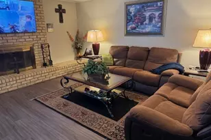 10513 Shauna Dr, Greenville, TX 75402 - Photo 7