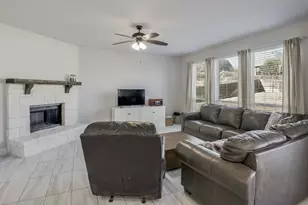 807 Imperial Wy, Mansfield, TX 76063 - Photo 17