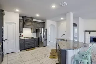 807 Imperial Wy, Mansfield, TX 76063 - Photo 7