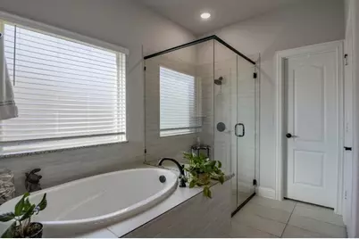 807 Imperial Way, Mansfield, TX 76063 - Photo 17