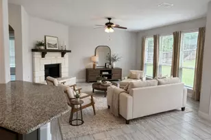 807 Imperial Wy, Mansfield, TX 76063 - Photo 15