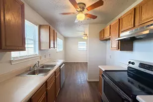 493 N Bryant Ave, Midlothian, TX 76065 - Photo 17