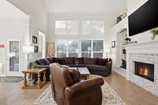 2632 Lakebend Dr, Grand Prairie, TX 75054 - Photo 9