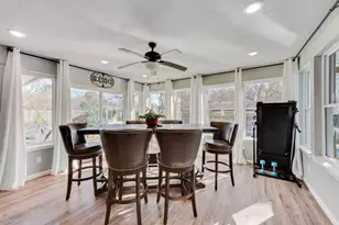 2923 Southridge Dr, Grapevine, TX 76051 - Photo 9