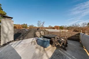 2923 Southridge Dr, Grapevine, TX 76051 - Photo 21