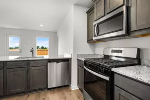 307 Julian Davis Dr, Venus, TX 76084 - Photo 5