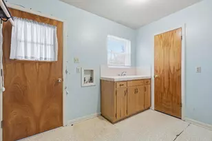 107 N 7th St, Krum, TX 76249 - Photo 13