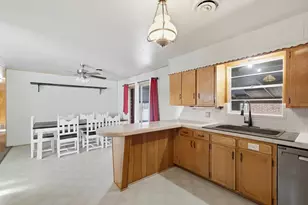 107 N 7th St, Krum, TX 76249 - Photo 15