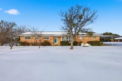 107 N 7th Street, Krum, TX 76249 - Photo 1