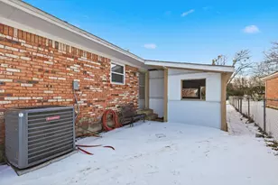 107 N 7th St, Krum, TX 76249 - Photo 37