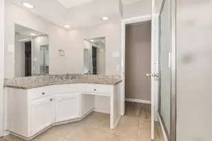 421 Cavender Ct, Hurst, TX 76054 - Photo 13