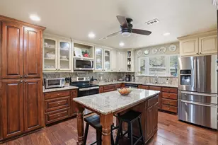 5014 Mohawk Ct, De Cordova, TX 76049 - Photo 11