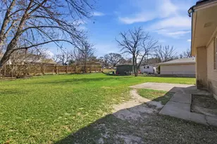504 Rickey Canyon Ave, DeSoto, TX 75115 - Photo 5