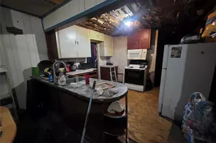 213 Pennsylvania Ave, Graham, TX 76450 - Photo 7