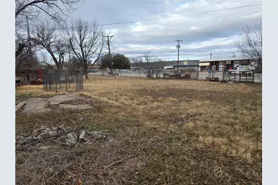 213 Pennsylvania Avenue, Graham, TX 76450 - Photo 27