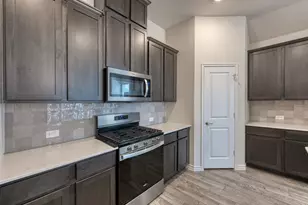 10908 Summer Rain Blvd, Aubrey, TX 76227 - Photo 19