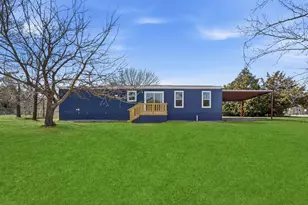 206 Rhett Ct, Aurora, TX 76078 - Photo 31