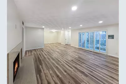 2301 Ridgmar Plaza #5, Fort Worth, TX 76116 - Photo 3