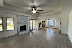 7604 Teresa Ct, North Richland Hills, TX 76182 - Photo 3