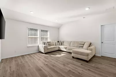 15122 Athena Drive, Dallas, TX 75253 - Photo 5