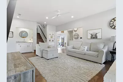 9105 Bryson Drive, Dallas, TX 75238 - Photo 7