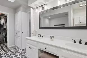 9105 Bryson Dr, Dallas, TX 75238 - Photo 23