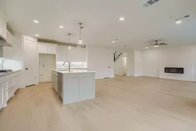 3529 Kings Court Drive, Lewisville, TX 75056 - Photo 9