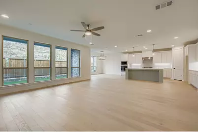 3529 Kings Court Drive, Lewisville, TX 75056 - Photo 5