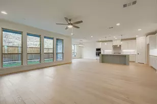 3529 Kings Ct Dr, Lewisville, TX 75056 - Photo 5