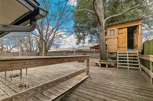 417 Kirby Creek Dr, Grand Prairie, TX 75052 - Photo 1