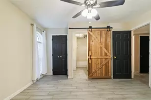 417 Kirby Creek Dr, Grand Prairie, TX 75052 - Photo 17