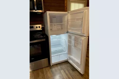 506 S Austin Street, Wolfe City, TX 75496 - Photo 11