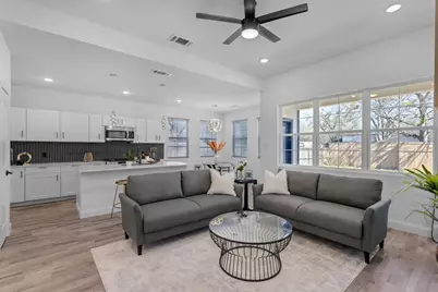 1323 S Montgomery Street, Sherman, TX 75090 - Photo 11