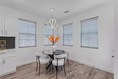 1323 S Montgomery Street, Sherman, TX 75090 - Photo 13