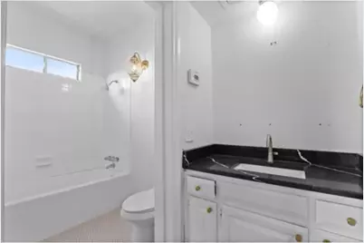 4039 Roswell Street, Dallas, TX 75219 - Photo 9