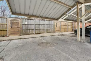 9437 Timberleaf Dr, Dallas, TX 75243 - Photo 35