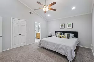 9437 Timberleaf Dr, Dallas, TX 75243 - Photo 19