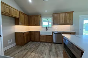 175 Flint Ln, Chico, TX 76431 - Photo 11