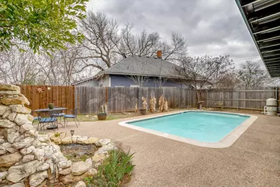 422 W Wilson Street, Cleburne, TX 76033 - Photo 39