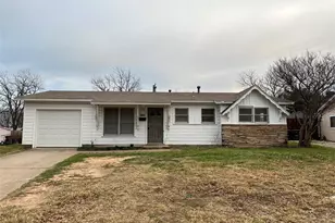 3576 Regal Rd, Fort Worth, TX 76111 - Photo 1