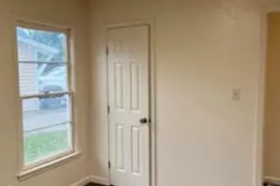 3576 Regal Rd, Fort Worth, TX 76111 - Photo 17