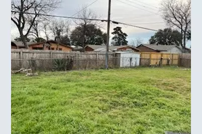 3576 Regal Road, Fort Worth, TX 76111 - Photo 23