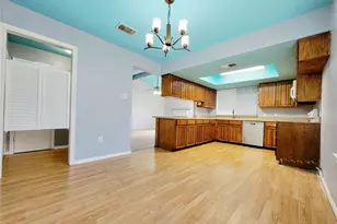 1716 Yorktown Dr, Arlington, TX 76014 - Photo 11