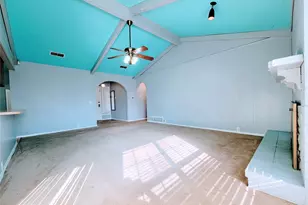 1716 Yorktown Dr, Arlington, TX 76014 - Photo 9