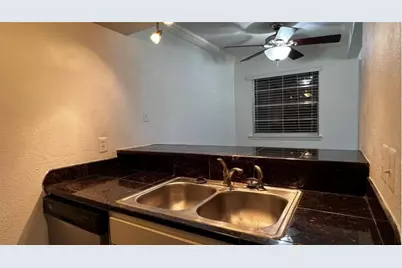 2805 Reagan Street #212, Dallas, TX 75219 - Photo 3