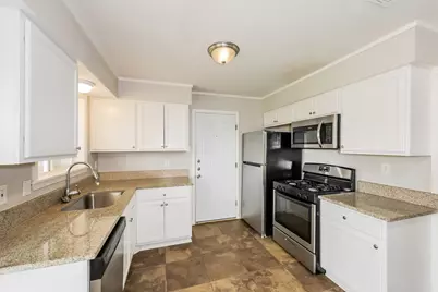 825 Darnel Drive, Mesquite, TX 75149 - Photo 9