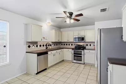 205 Broken Arrow, Krum, TX 76249 - Photo 9