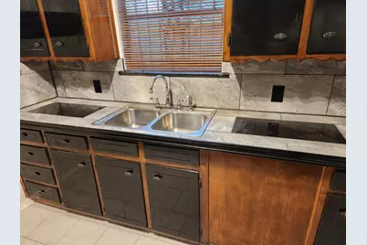 5820 Blackmore Avenue, Fort Worth, TX 76107 - Photo 3