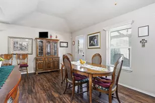 725 Windridge Ln, Burleson, TX 76028 - Photo 7