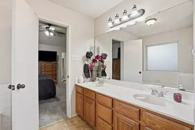 725 Windridge Lane, Burleson, TX 76028 - Photo 11